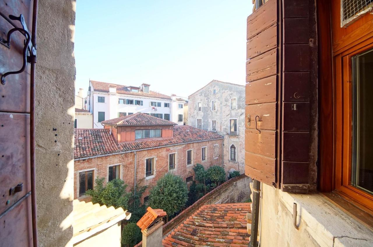 Ca' Circus 4 Rooms Wi-Fi Fibre Venice Exterior photo